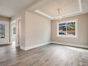 17254 NE 113th Court, Redmond WA 98052