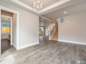 17254 NE 113th Court, Redmond WA 98052