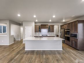 1002 121st Avenue SE, Lake Stevens WA 98258