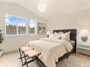 3404 33rd Avenue W, Seattle WA 98199