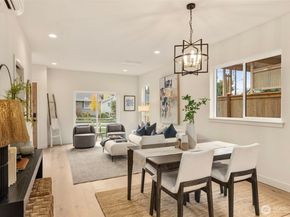 3404 33rd Avenue W, Seattle WA 98199