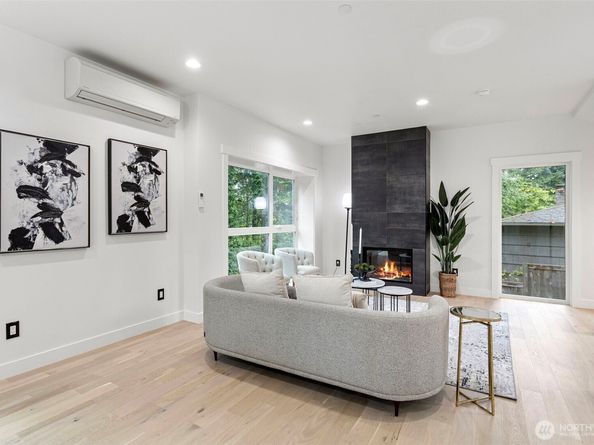 4103 151st Avenue SE, Bellevue WA 98006