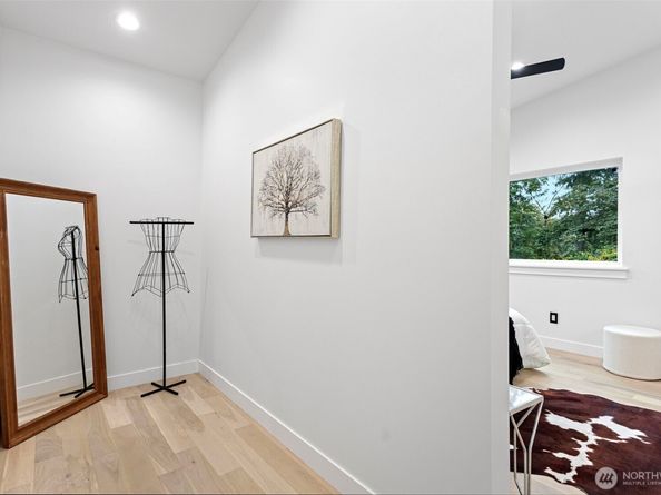 4103 151st Avenue SE, Bellevue WA 98006