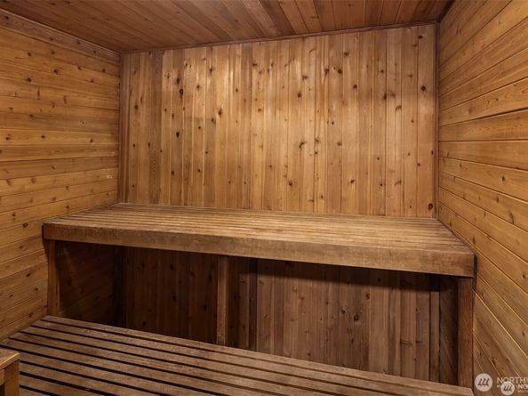 13235 12th Avenue SW 522, Burien WA 98146