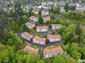 13235 12th Avenue SW 522, Burien WA 98146