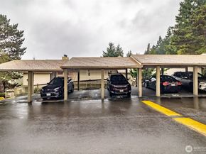 13235 12th Avenue SW 522, Burien WA 98146