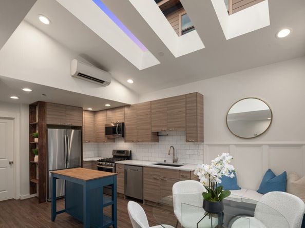 12013 9th Avenue NW B, Seattle WA 98177