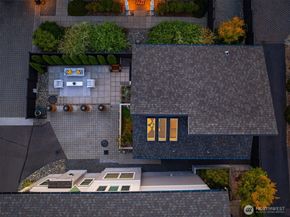 12013 9th Avenue NW B, Seattle WA 98177