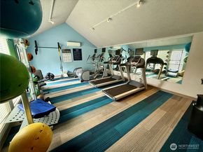 11815 93rd Lane NE 203, Kirkland WA 98034