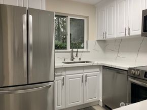 14435 NE 40 Street B101, Bellevue WA 98007