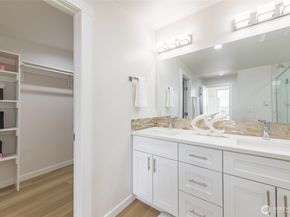 1019 Sturgus Avenue S B, Seattle WA 98144