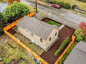 515 Hazel Avenue N, Kent WA 98030