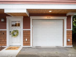 511 N 46th Street A, Seattle WA 98103