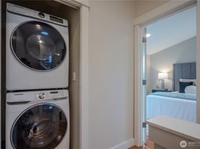 511 N 46th Street A, Seattle WA 98103