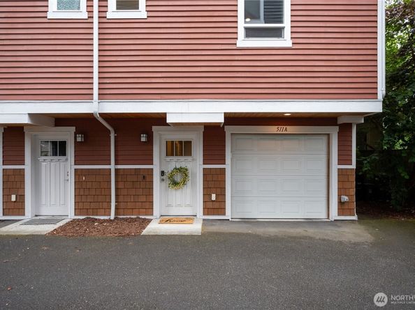 511 N 46th Street A, Seattle WA 98103