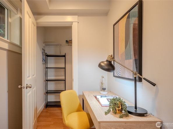 511 N 46th Street A, Seattle WA 98103