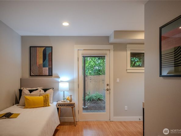 511 N 46th Street A, Seattle WA 98103