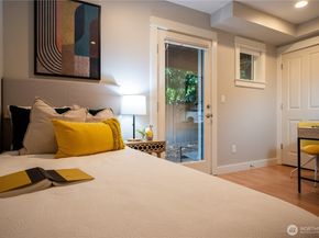 511 N 46th Street A, Seattle WA 98103