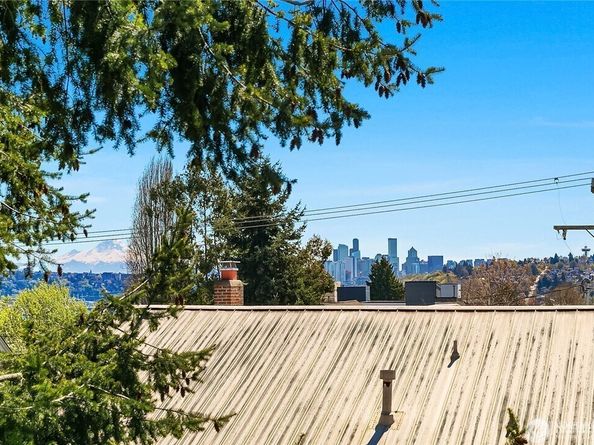 511 N 46th Street A, Seattle WA 98103