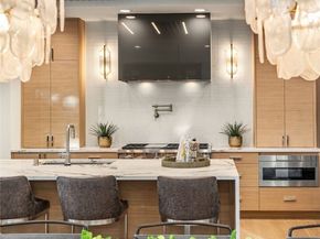 30 Enatai Drive, Bellevue WA 98004