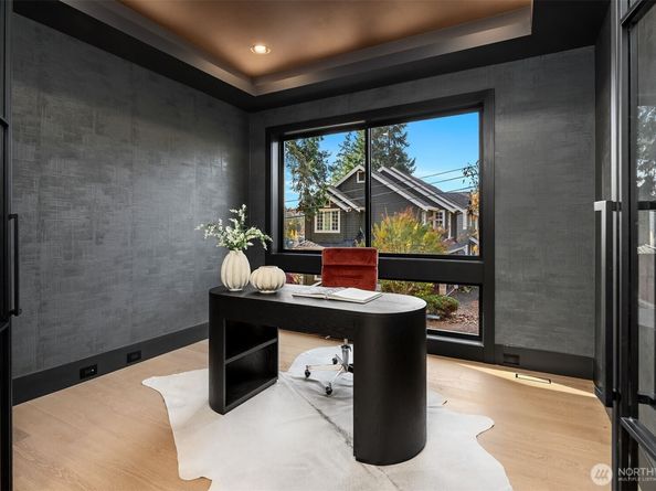 30 Enatai Drive, Bellevue WA 98004