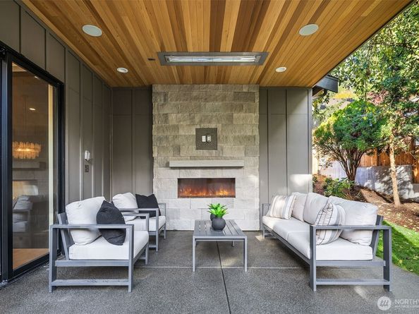 30 Enatai Drive, Bellevue WA 98004