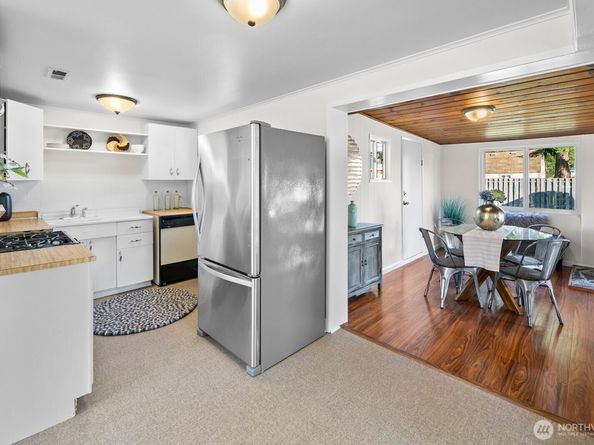 23901 59th Place W, Mountlake Terrace WA 98043