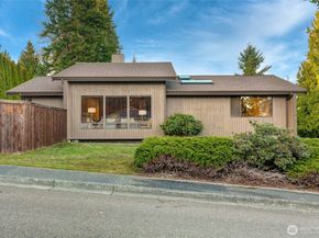 401 169th Street SE, Bothell WA 98012