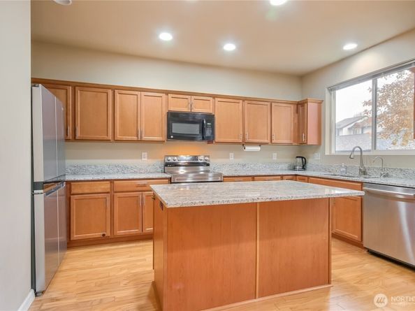 1611 W Smith Court 11, Kent WA 98032