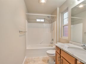 1611 W Smith Court 11, Kent WA 98032