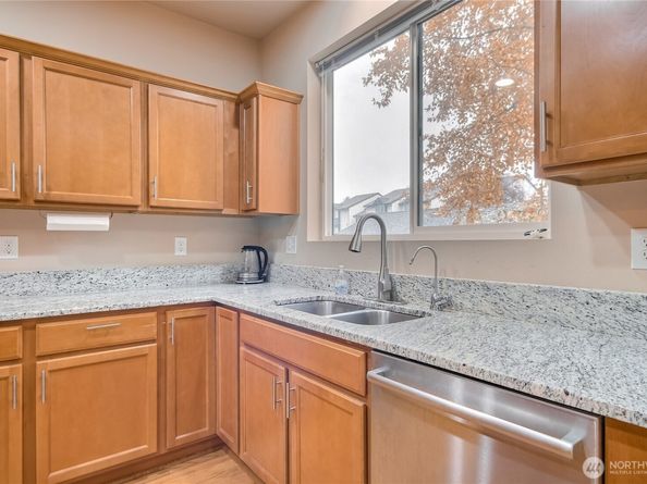 1611 W Smith Court 11, Kent WA 98032