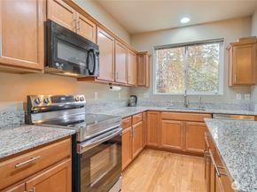 1611 W Smith Court 11, Kent WA 98032