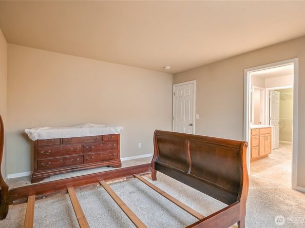 1611 W Smith Court 11, Kent WA 98032