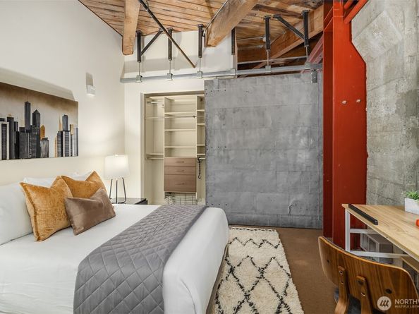 1408 12th Avenue 205, Seattle WA 98122