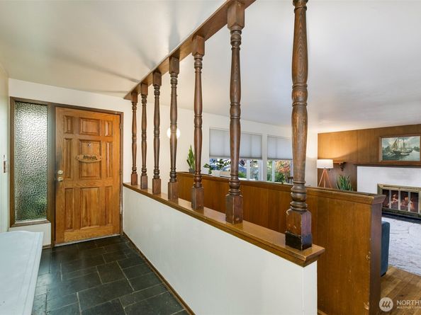 24007 44th Avenue W, Mountlake Terrace WA 98043