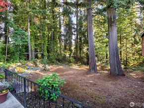 24007 44th Avenue W, Mountlake Terrace WA 98043