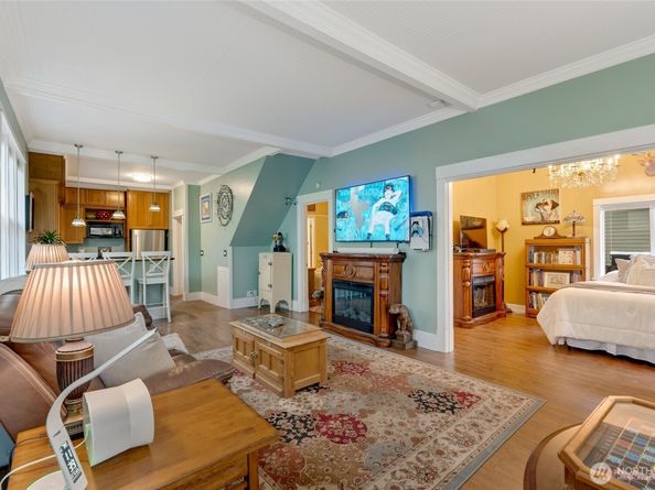 3112 Tulalip Avenue, Everett WA 98201