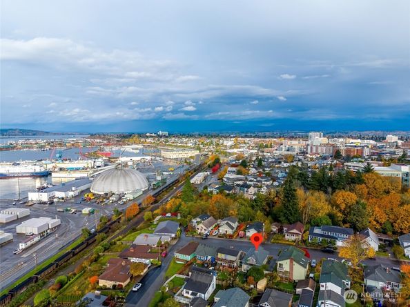 3112 Tulalip Avenue, Everett WA 98201