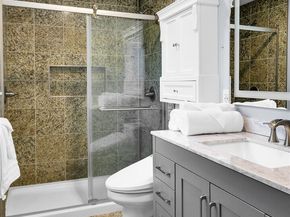 15836 43rd Avenue S, Tukwila WA 98188