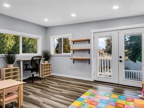 15836 43rd Avenue S, Tukwila WA 98188