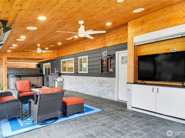 15836 43rd Avenue S, Tukwila WA 98188