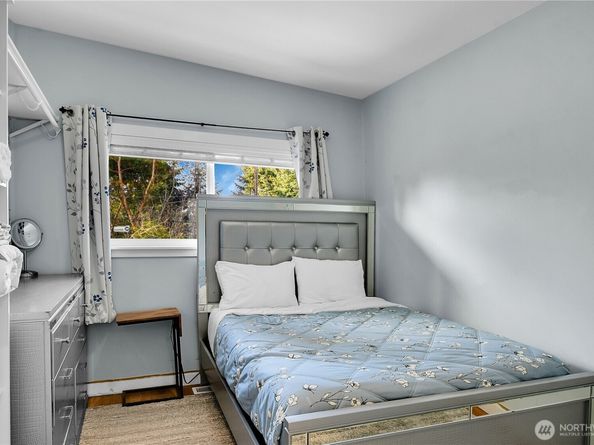 15836 43rd Avenue S, Tukwila WA 98188