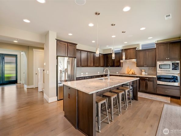 619 Graham Avenue NE, Renton WA 98059