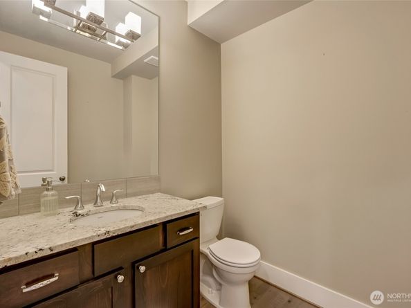 619 Graham Avenue NE, Renton WA 98059