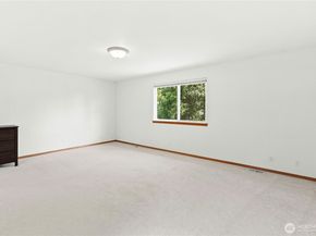 9 166th Place SE, Bothell WA 98012