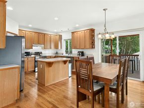 9 166th Place SE, Bothell WA 98012