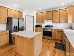 9 166th Place SE, Bothell WA 98012