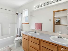 9 166th Place SE, Bothell WA 98012