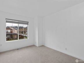 4217 L Place NE, Auburn WA 98002