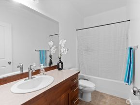 4217 L Place NE, Auburn WA 98002